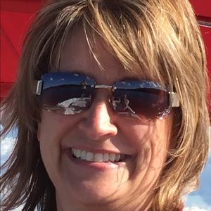 Meet your Posher, Cheryl